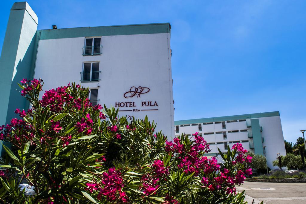 Hotel Pula Buitenkant foto